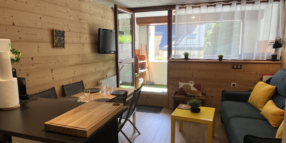 appartement à ST LARY SOULAN (65170)